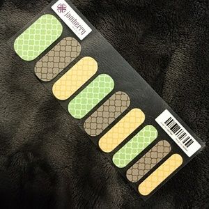 Jamberry Quatrefoil NAS!